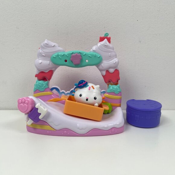 Gabby's Dollhouse: The Movie TOY LOT - Picture 5 of 15